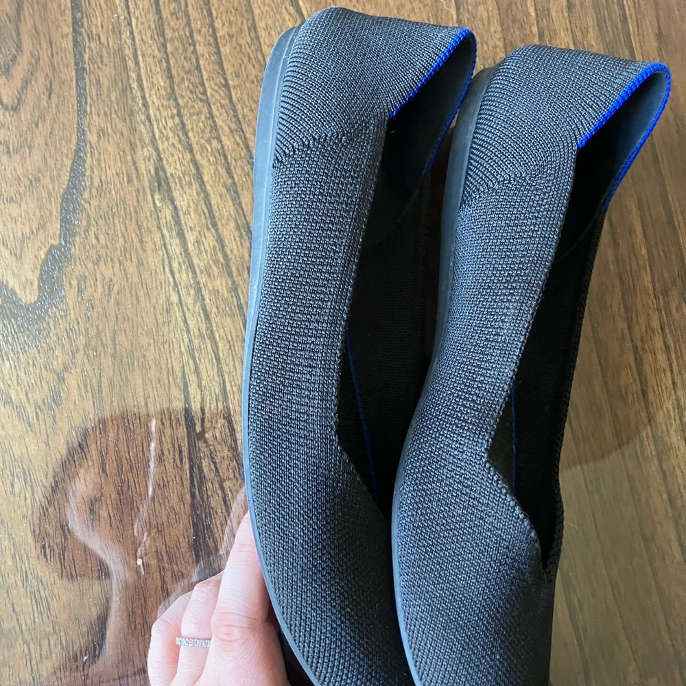 Sz 8 black Rothys - Picture 2 of 3